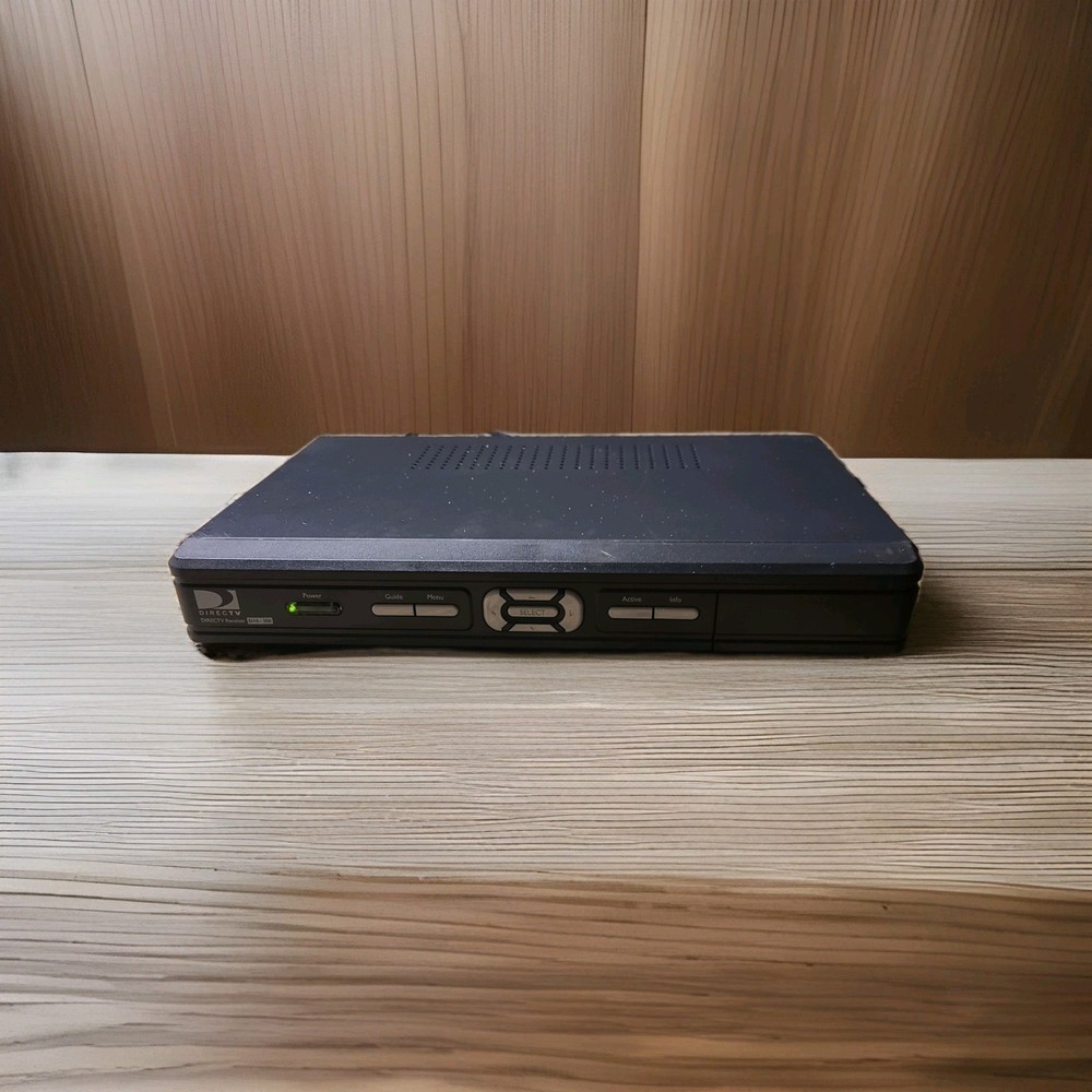 DirecTV D10-300 Standard Digital Satellite Receiver. No Remote.