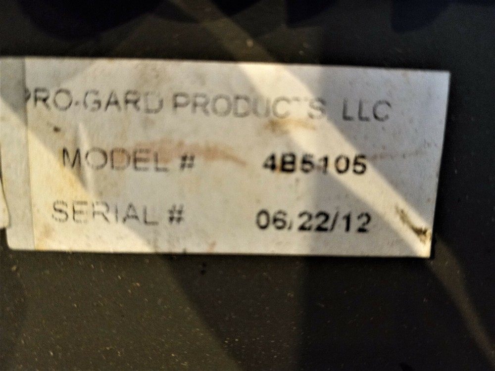 PRO-GARD Model 4B5105 Ultility Cargo Barrier