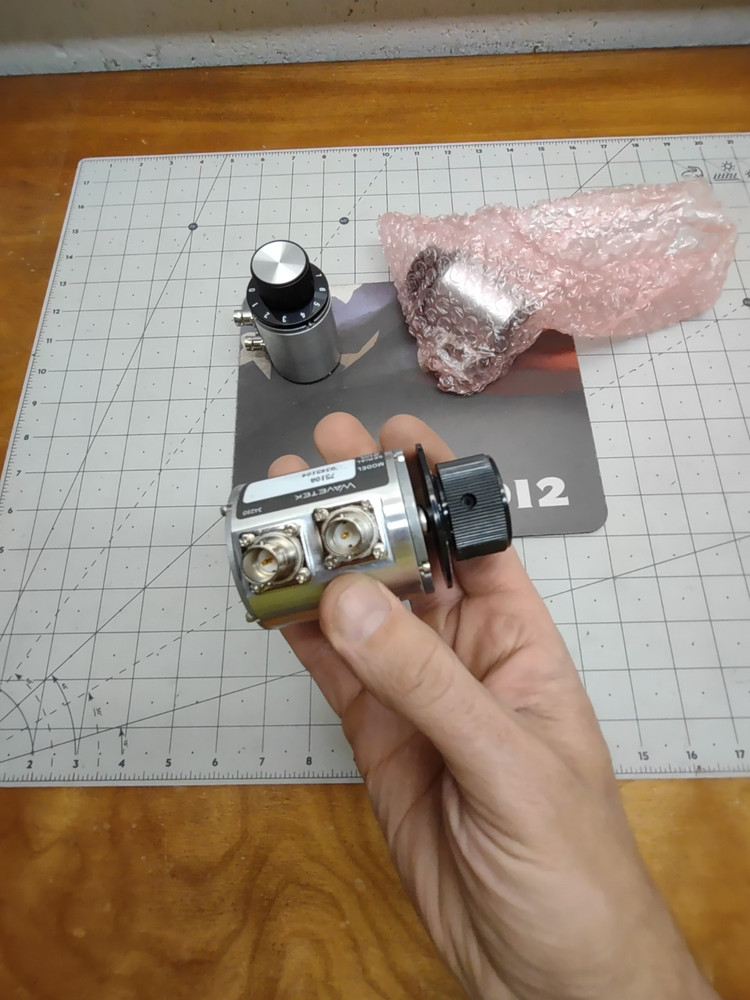 WAVETEK Model 7510A - 75 Ohm Step Attenuator - 0-10 dB - 1 dB Per Step New!