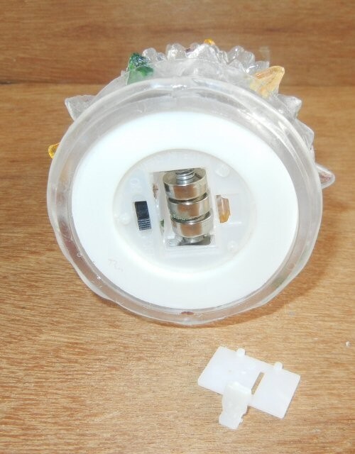 2012 RCS 8"LIGHTED TREE COLOR-CHANGING MANTLE/VILLAGE NEW BUTTON BATTERY BOX