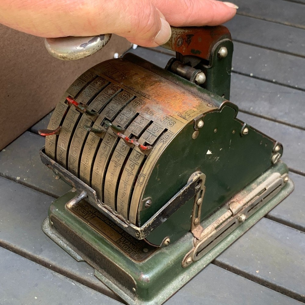 Vintage F & E Hedman Mfg. Co. Check Writer Protector Model W