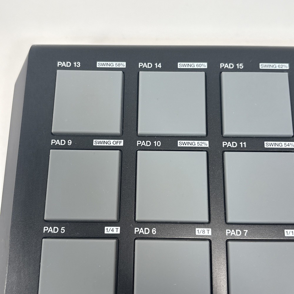 AKAI Professional MPD18 Compact USB MIDI Pad Controller - No Cords