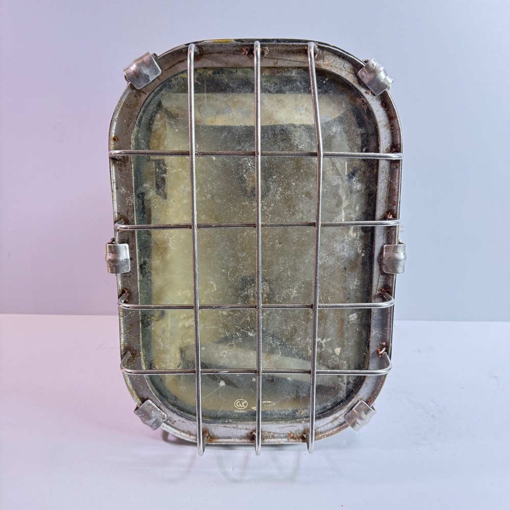 Space X Starship 34 - Recovered ENGINE BAY LIGHT - Flight 8