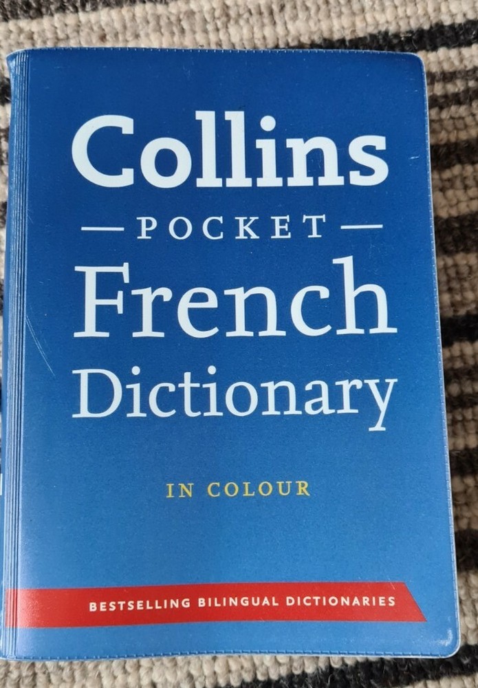 #03061 - BOOK STUDY- Collins French Dictionary