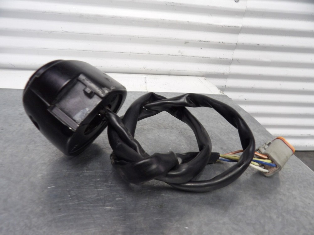 04 Harley-Davidson Softail FXST left handlebar control horn turn beam switch