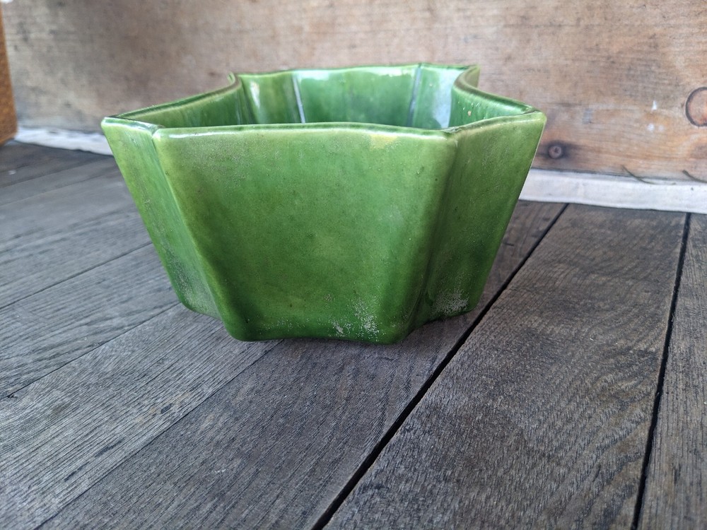 Vintage UPCO Solid Green Rectangular Planter #592