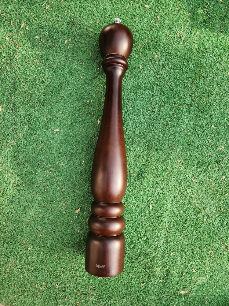 Bisetti Pepper Mill Grinder 24”