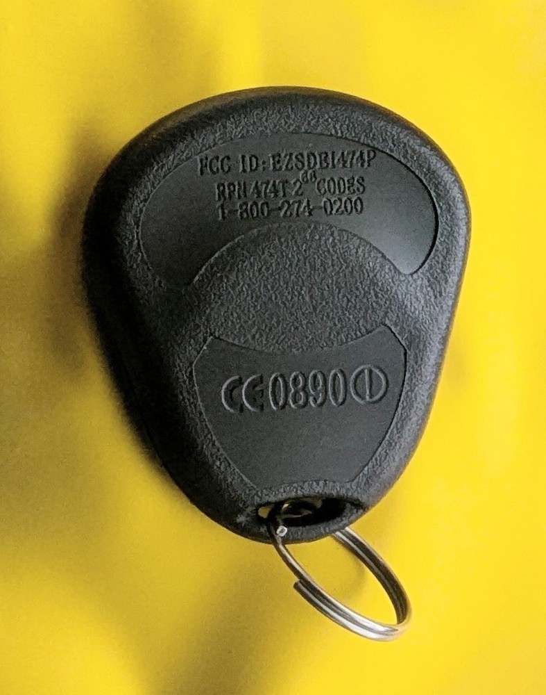 Directed Electronics 474T 434 MHz 2/66 Codes 4-Button Transmitter