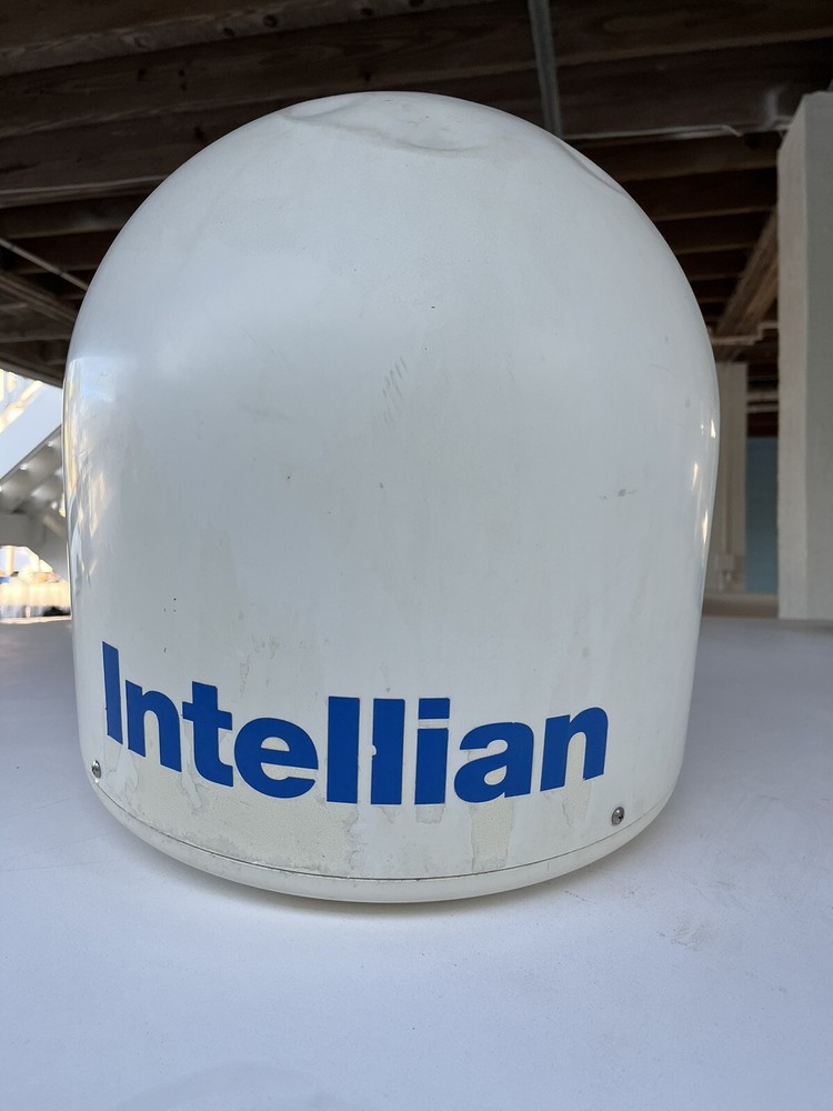 Intellian satellite antenna With Control Unit