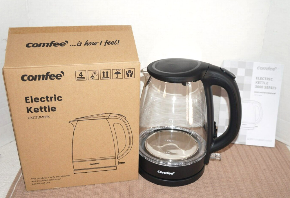 COMFEE' Electric Kettle Glass Carafe 1500W Fast Boil 1.7 Liter Swivel Base NIB