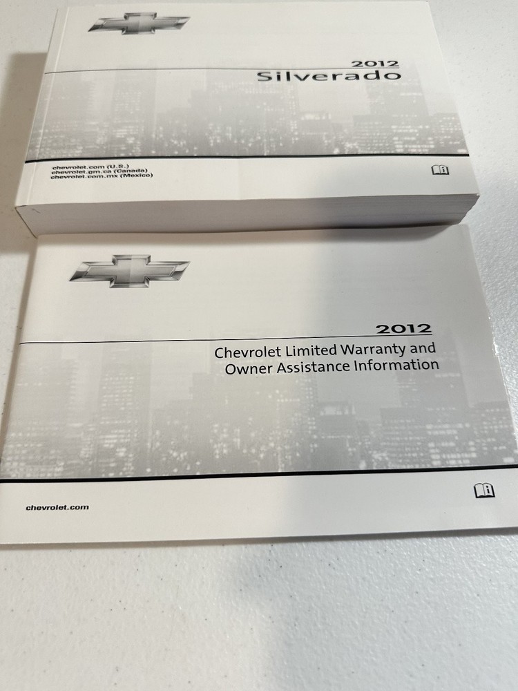 2012 Chevrolet Silverado Owner's Manual Set
