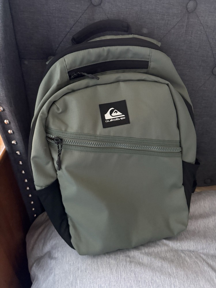 Quiksilver Backpack, greenish