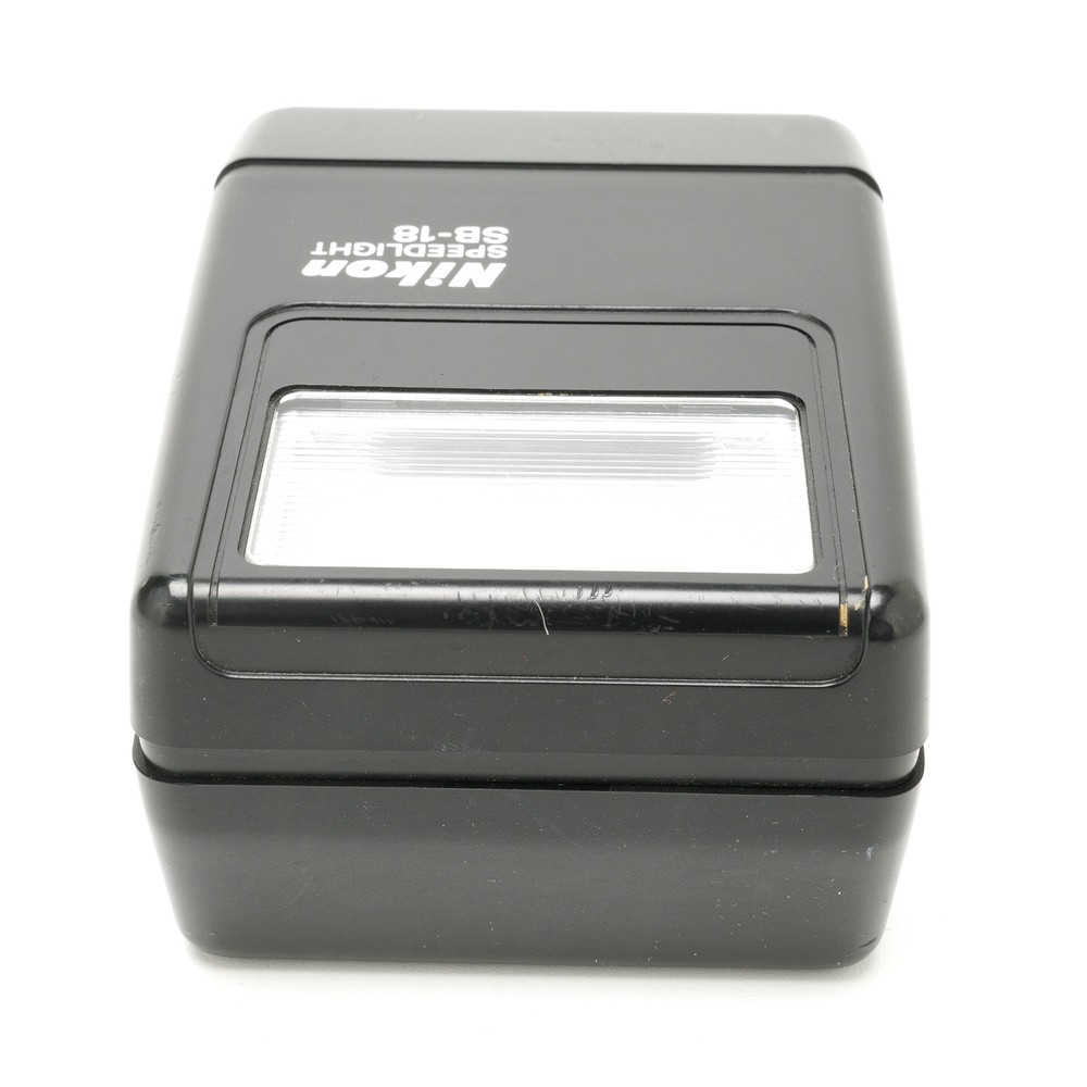 Nikon SB-18 Speedlight Flash