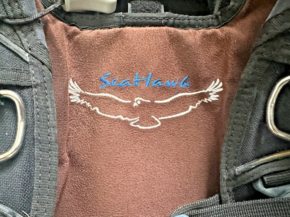 Scubapro Seahawk BCD w/ Air 2 (just serviced), Size Medium