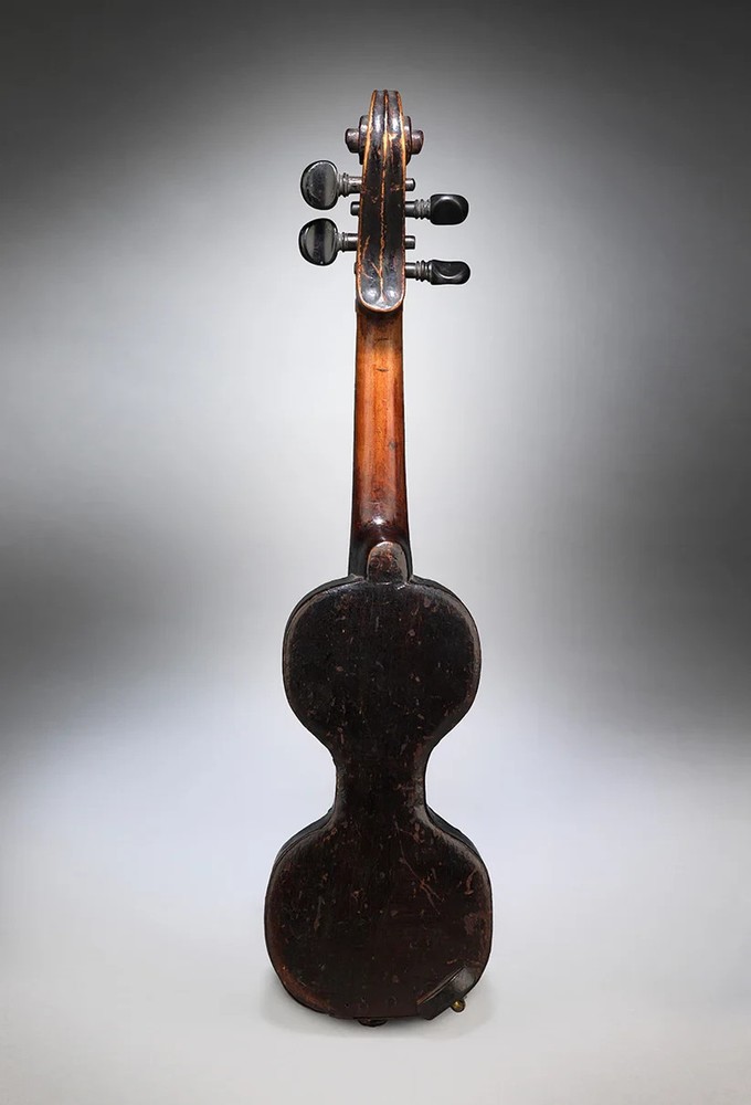 Primitive 'Make Do' Pochette Violin, 19th Century.