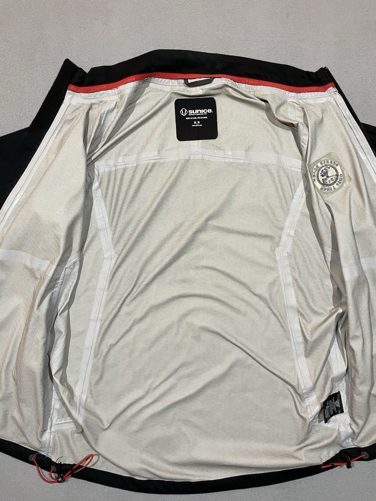 Sunice Pebble Beach Waterproof Lightweight Jacket - Medium