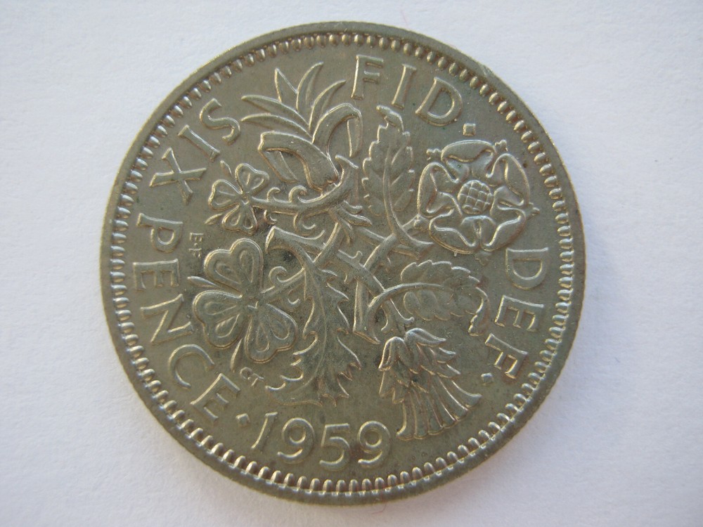 1959 copper nickel Sixpence UNC