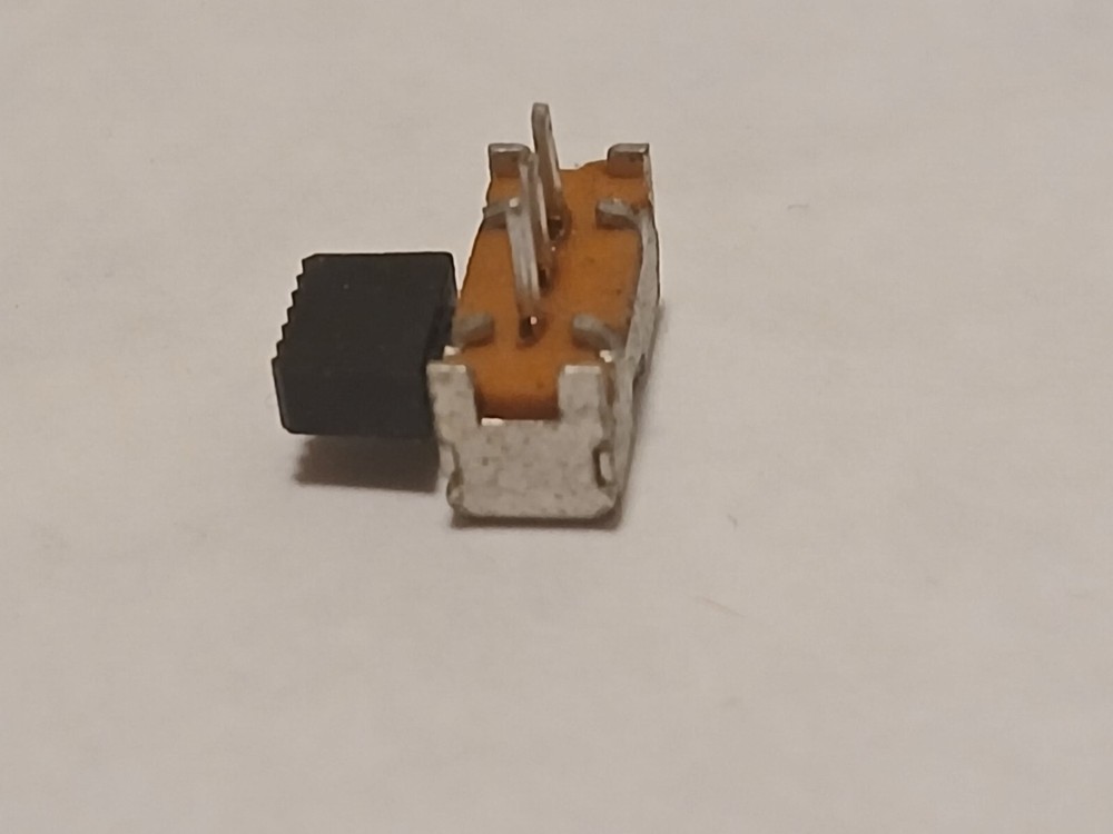 25 Pieces SPDT PC Mount Right Angle Tiny Slide Switch New Open Box Unused