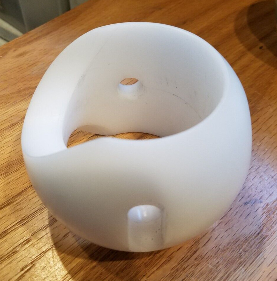 Unbranded 2-1/2" Celcon Ball, White