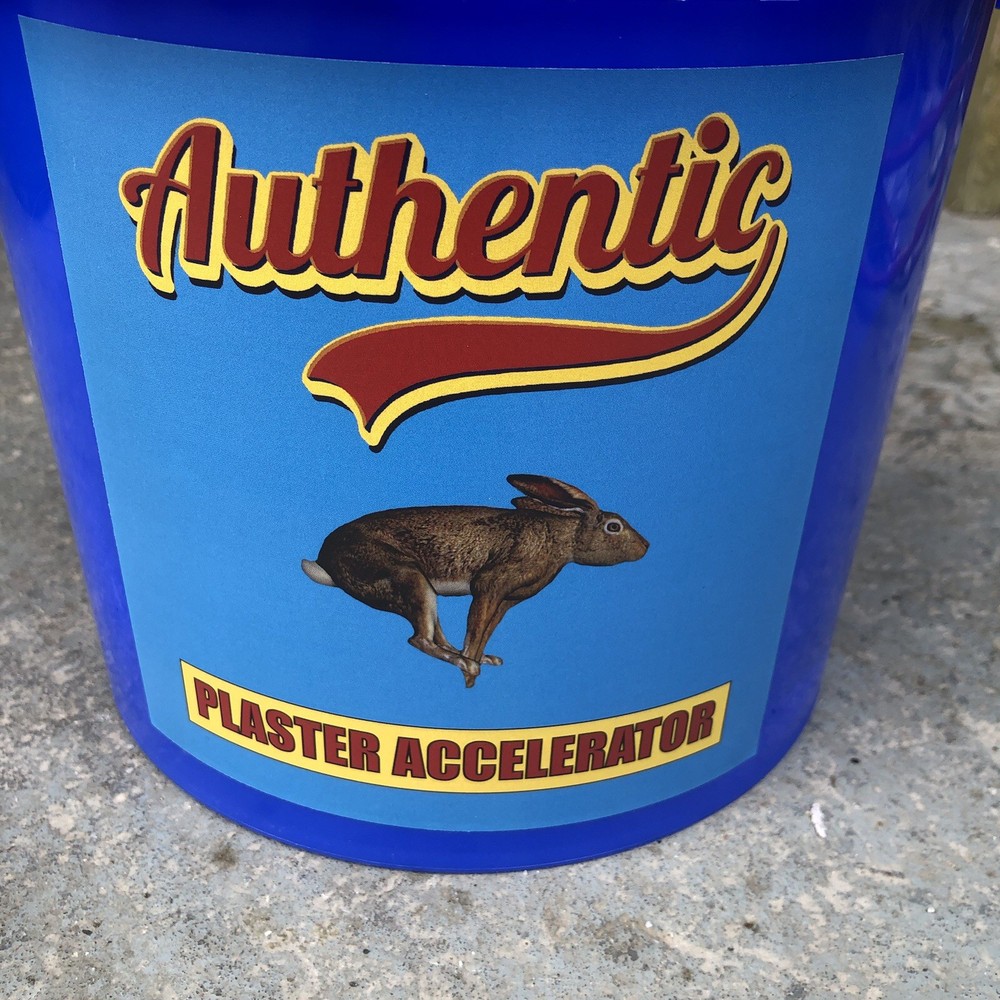 Plaster Accelerator 1kg tub easy mix halftime