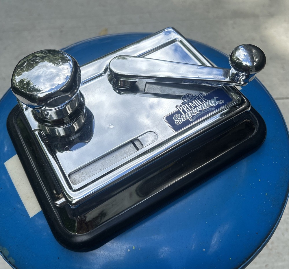 Premier Supermax Cigarette Machine Chrome With Anti Skid Back..