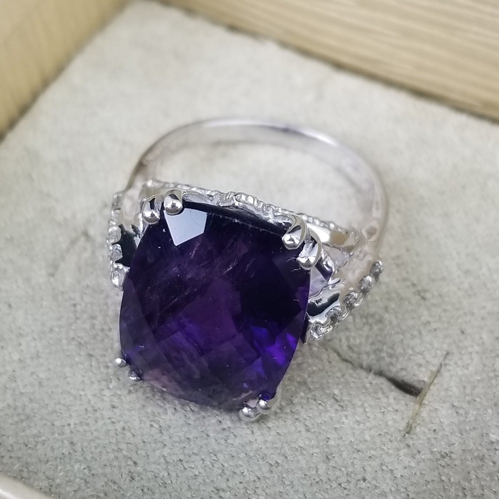 sterling silver ring 925 size 6 amethyst NEVER WORN BOX