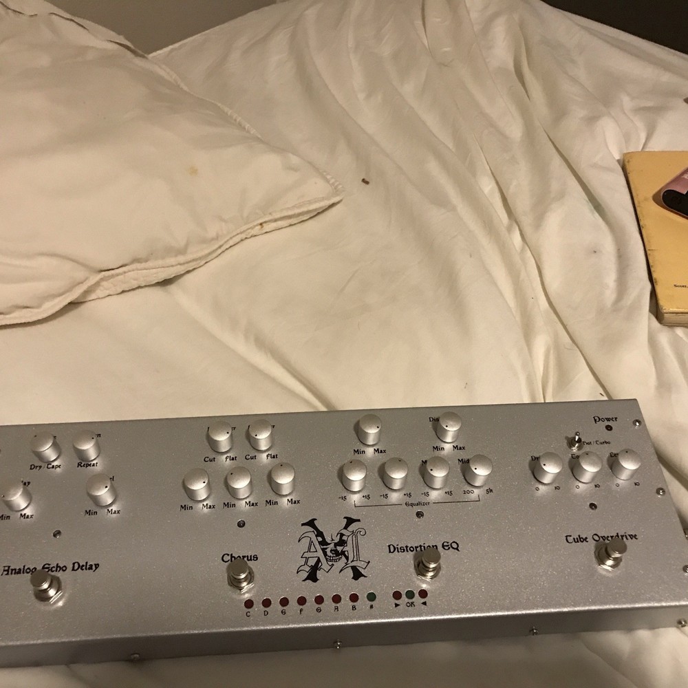 AXL FX-RAP-5 Multi Effect Unit Analog Delay Chorus Distortion EQ Overdrive Tune