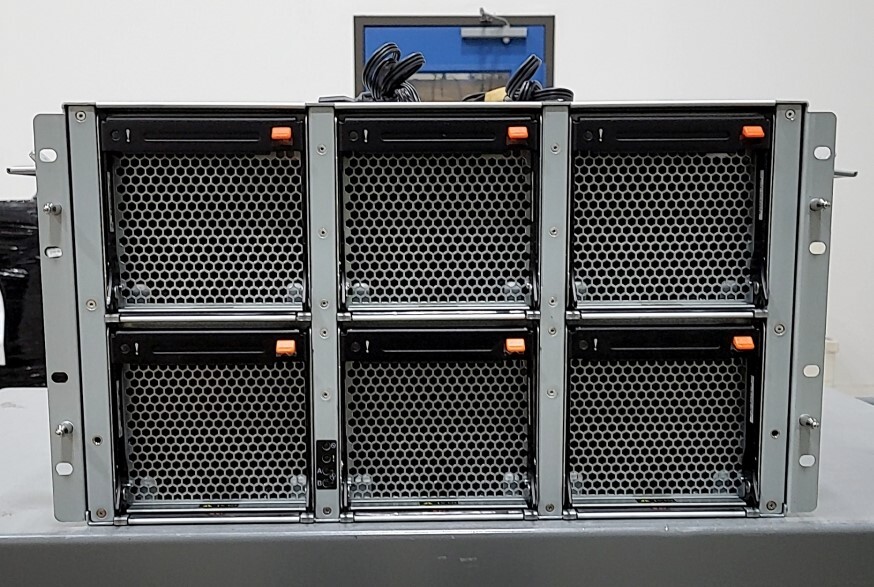 NETAPP NAF-1302 Dual SAS Disk Array Filer System 2x Controller 2x PSU 6x Fan