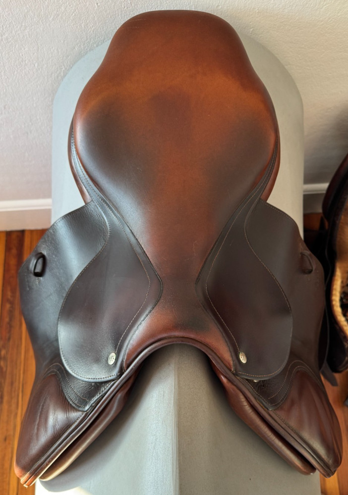 17.5" CWD SE01 Saddle - 3L - Grain / Calf