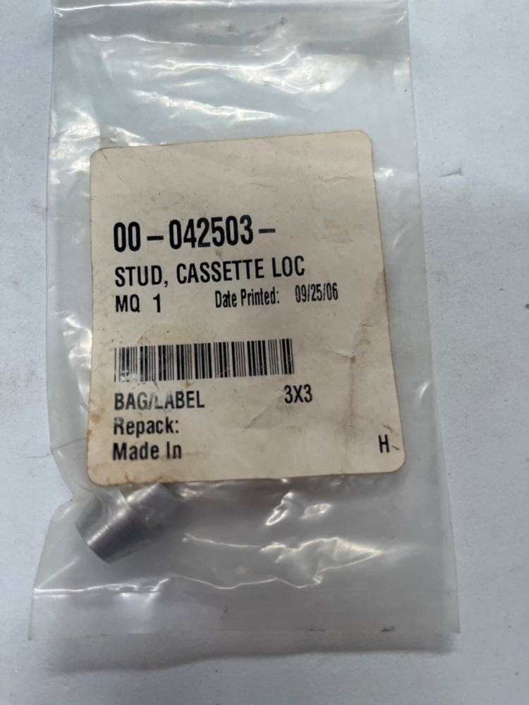 00-042503 STUD, CASSETTE HOBART