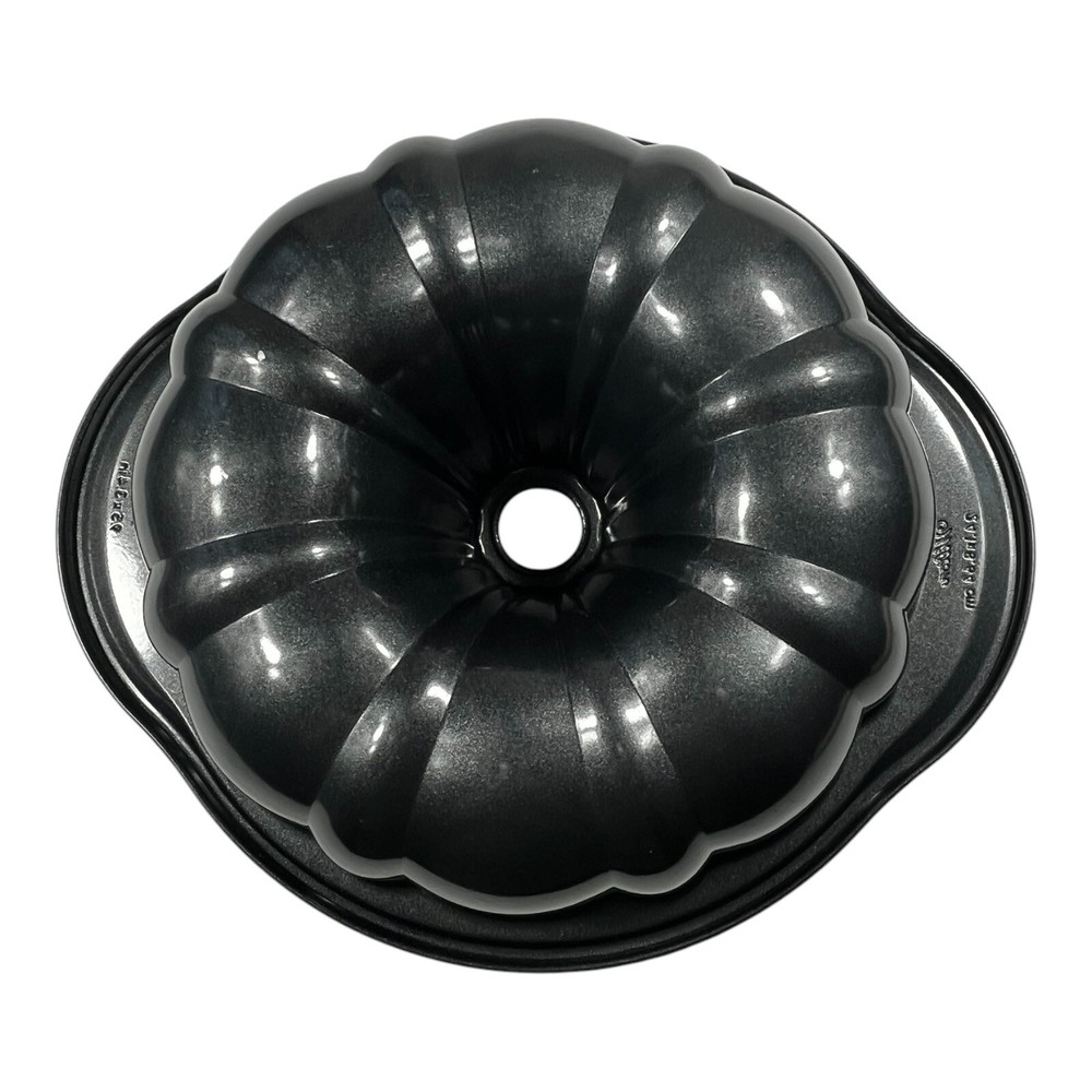 Wilton Fluted Cake Pan 9.5” Premium Non-Stick