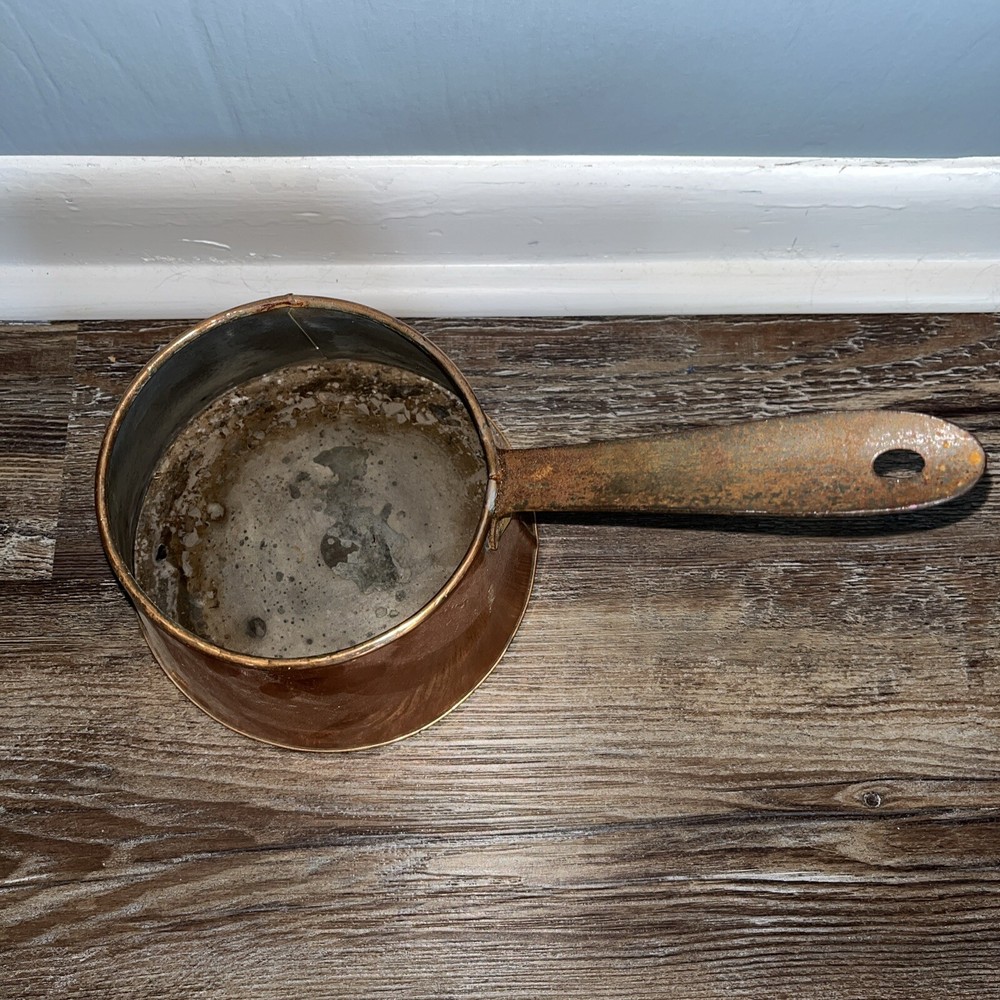Copper w/Tin Lining Pot With Handle. 6” At Base.