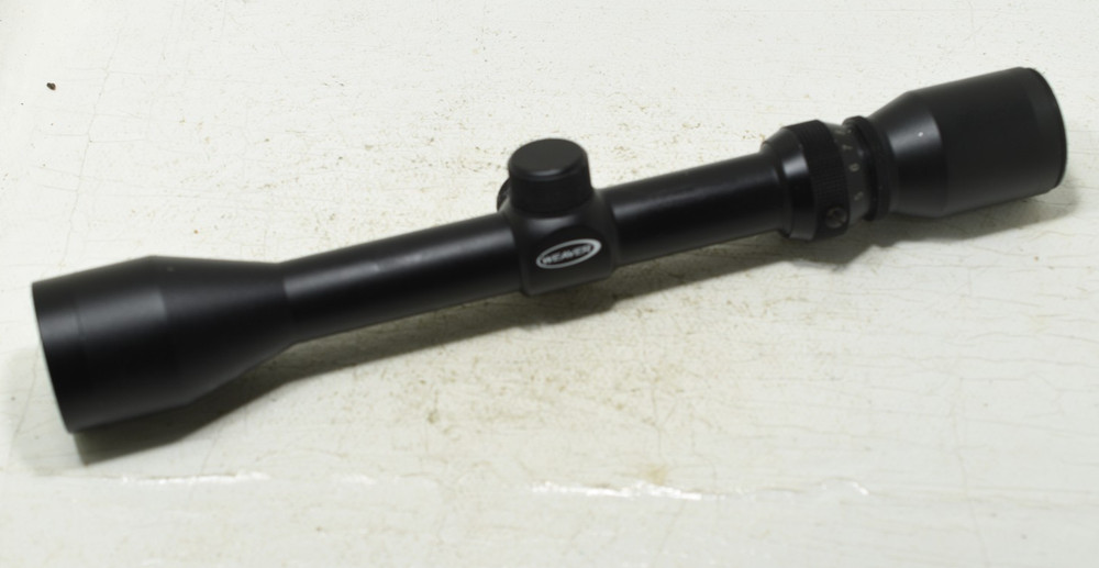 Weaver 849900 3-9x40 scope China