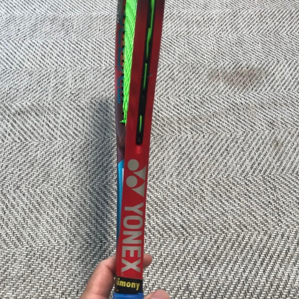 YONEX CORE 98 with polygut, grip 2