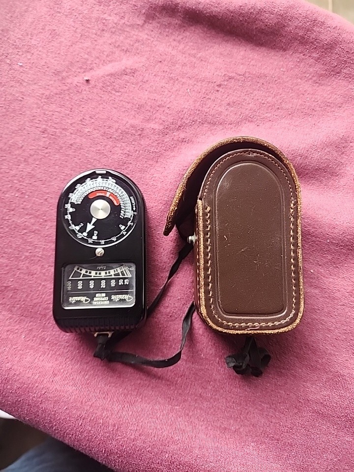 Weston Master Universal Exposure Light Meter Model 715 Emulsion Speeds UNTESTED