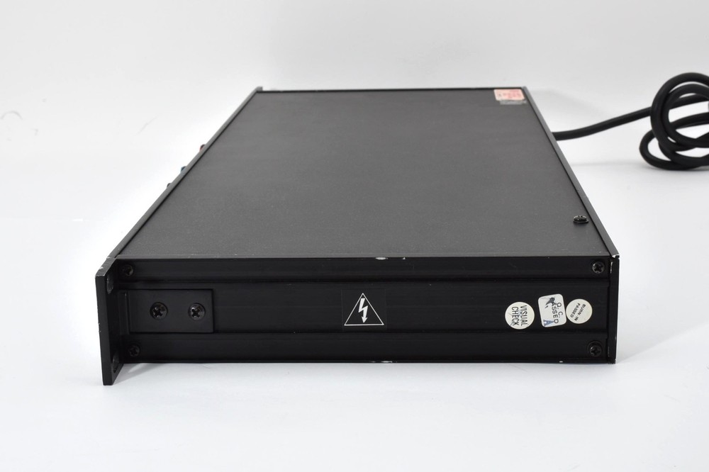 dbx 160XT Compressor Limiter Professional Studio Rack Audio Tested Working Japan