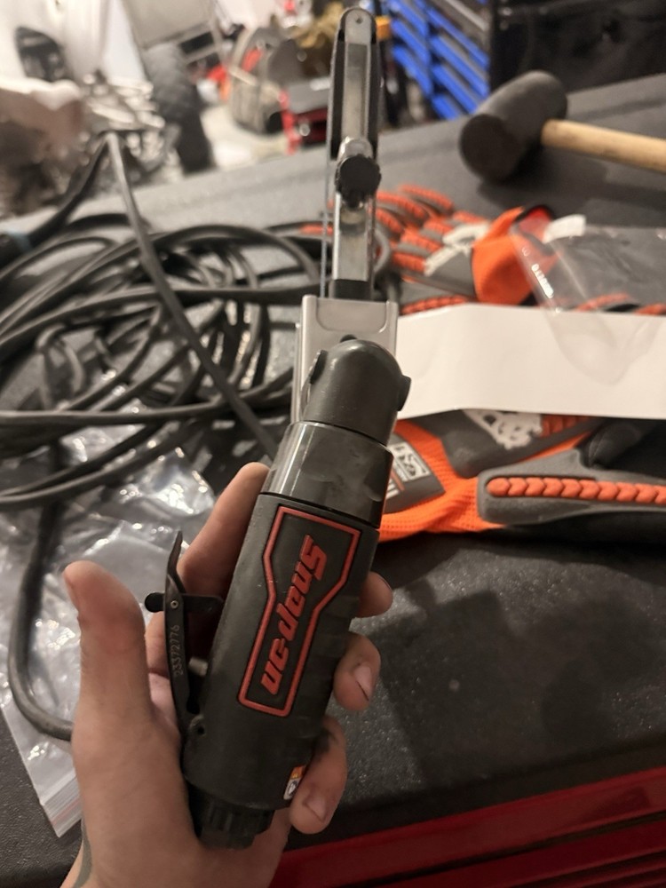 Snap on Pneumatic Belt Sander (Red) PTBF210