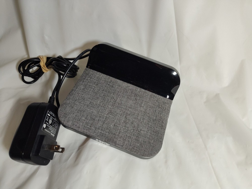 iHome iW19 Wireless Charging Pad - Pre-Owned