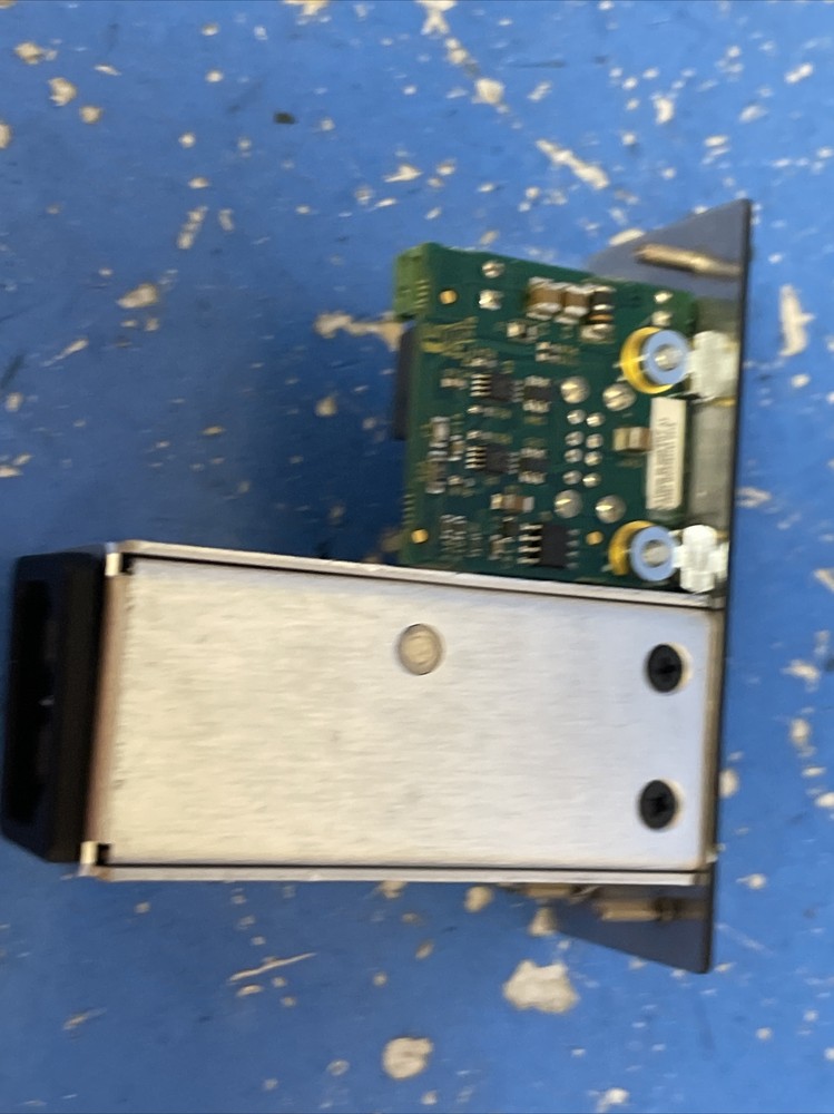 EXTRON POWERPLATE 200 AC AAP BLK