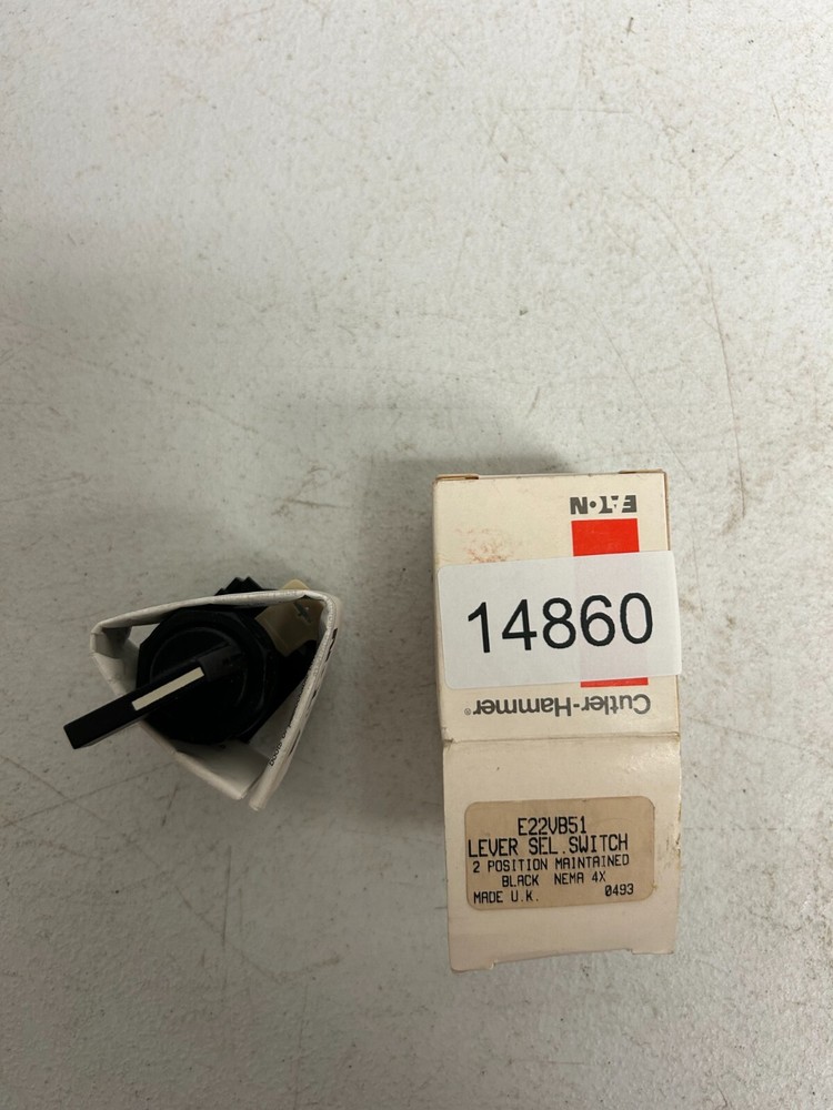 Cutler-Hammer E22VB51 2 Position Lever Selector Switch