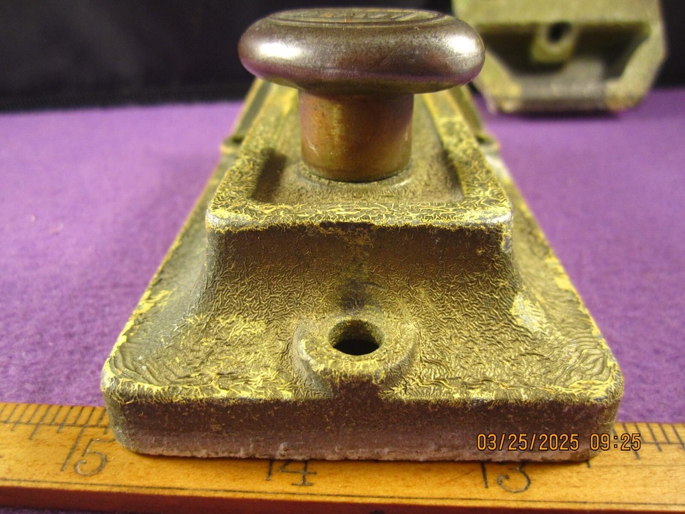 OLD ANTIQUE VINTAGE EAGLE SURFACE MOUNT NIGHT LOCK LATCH WITH JAM MOUNT KEEPER