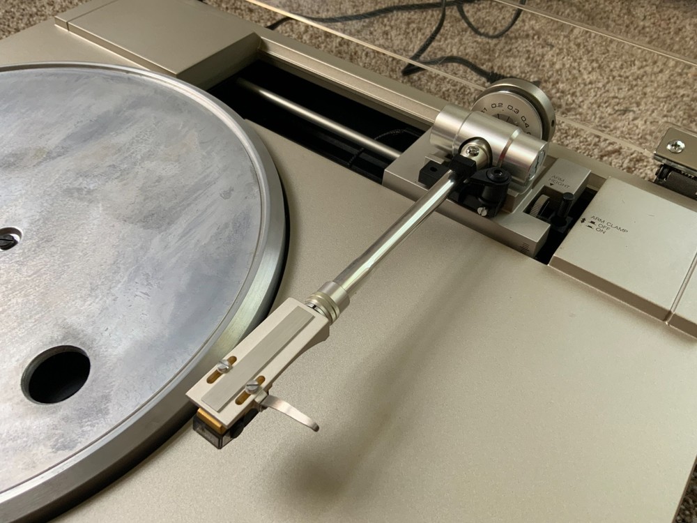 Phase Linear Model 8000 Linear Motor Turntable Series 2 - Untested - Powers On!