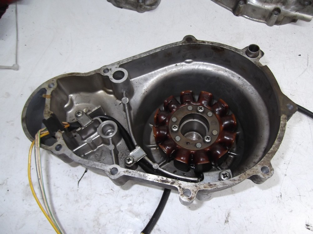 SUZUKI GS750 GENERATOR COVER + STATOR
