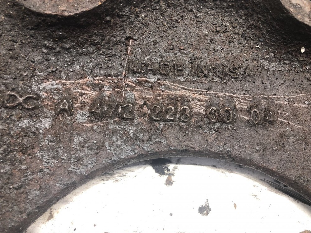 Detroit DD15 Engine Mount - Used