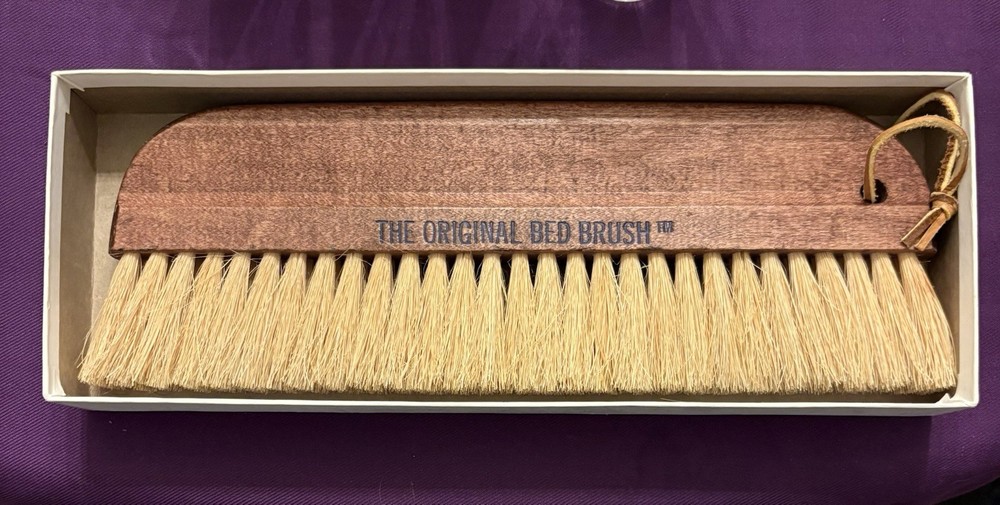 VTG 1999 “The Original Bed Brush”
