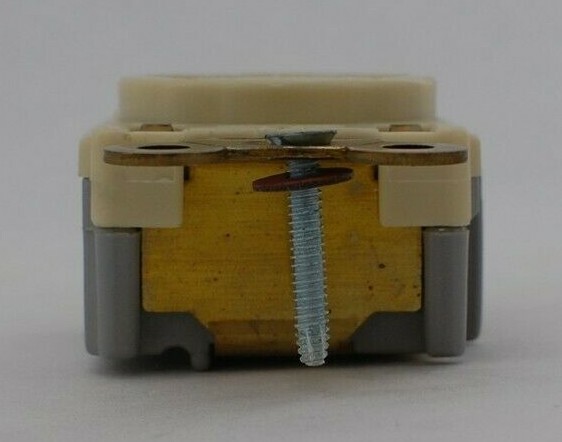 Hubbell 5261I Specification Grade Single Receptacle