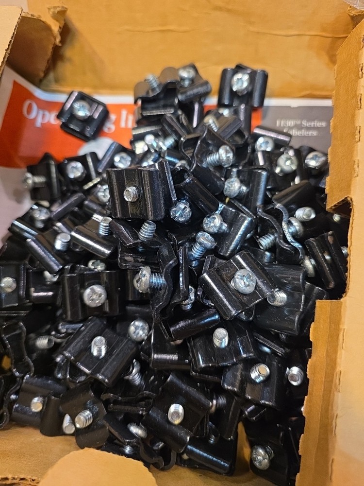 Gridwall Joining Connectors - Grid Panel Joiner Clips - Black - 50 Pieces