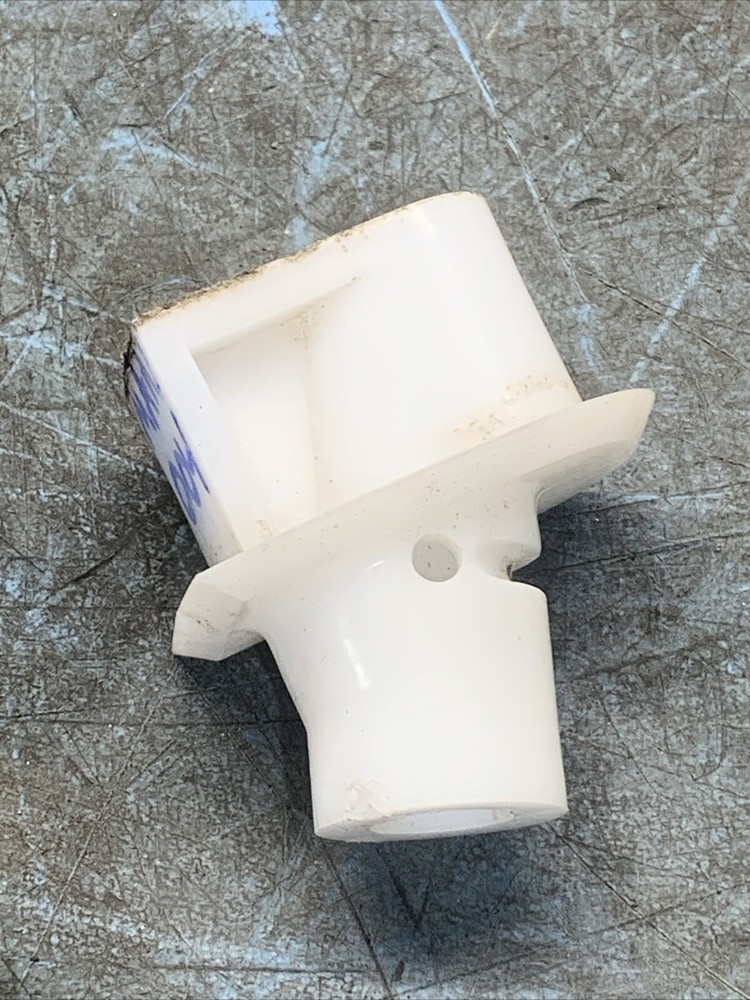 MAN004 MANITOWOC  Multiplex 0101702 Mushroom Bushing MANB0101702