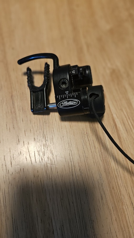 Mathews (QAD) Ultra Drop-Away Rest Black