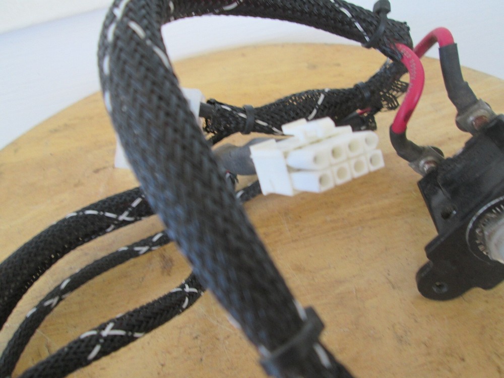 Batery Connectors w/ Reset Button Harness # 5418